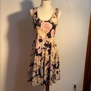 🎉5 for 15$ flower dress